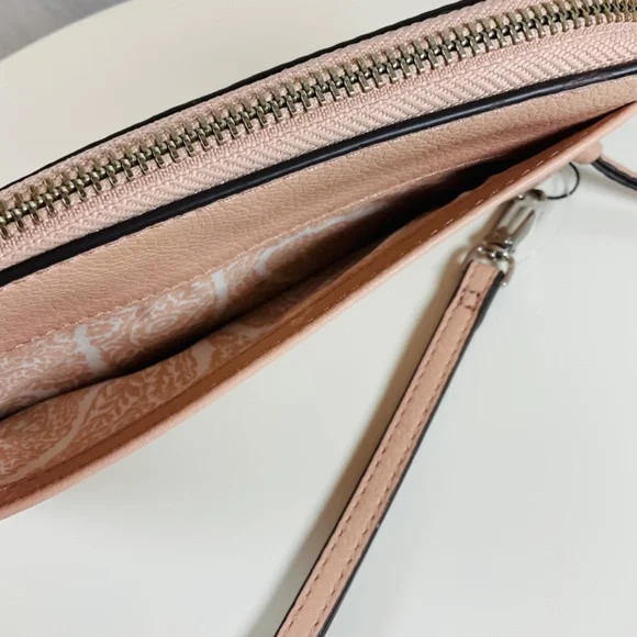 Vera Bradley Leather RFID Accordion Wristlet Wallet Pink Sand NWT - Picture 4 of 6